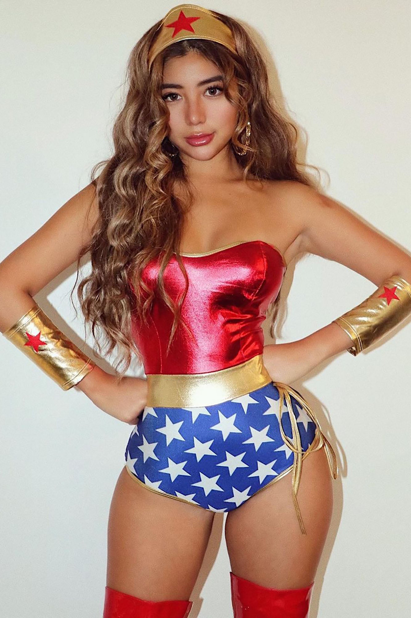 carol hotz recommends Slutty Wonder Woman Costume