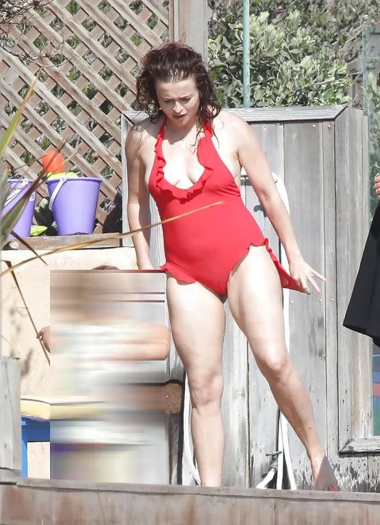 hilarie burton bikini