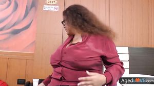 akpan emmanuel share thickk takes two amanda thickk