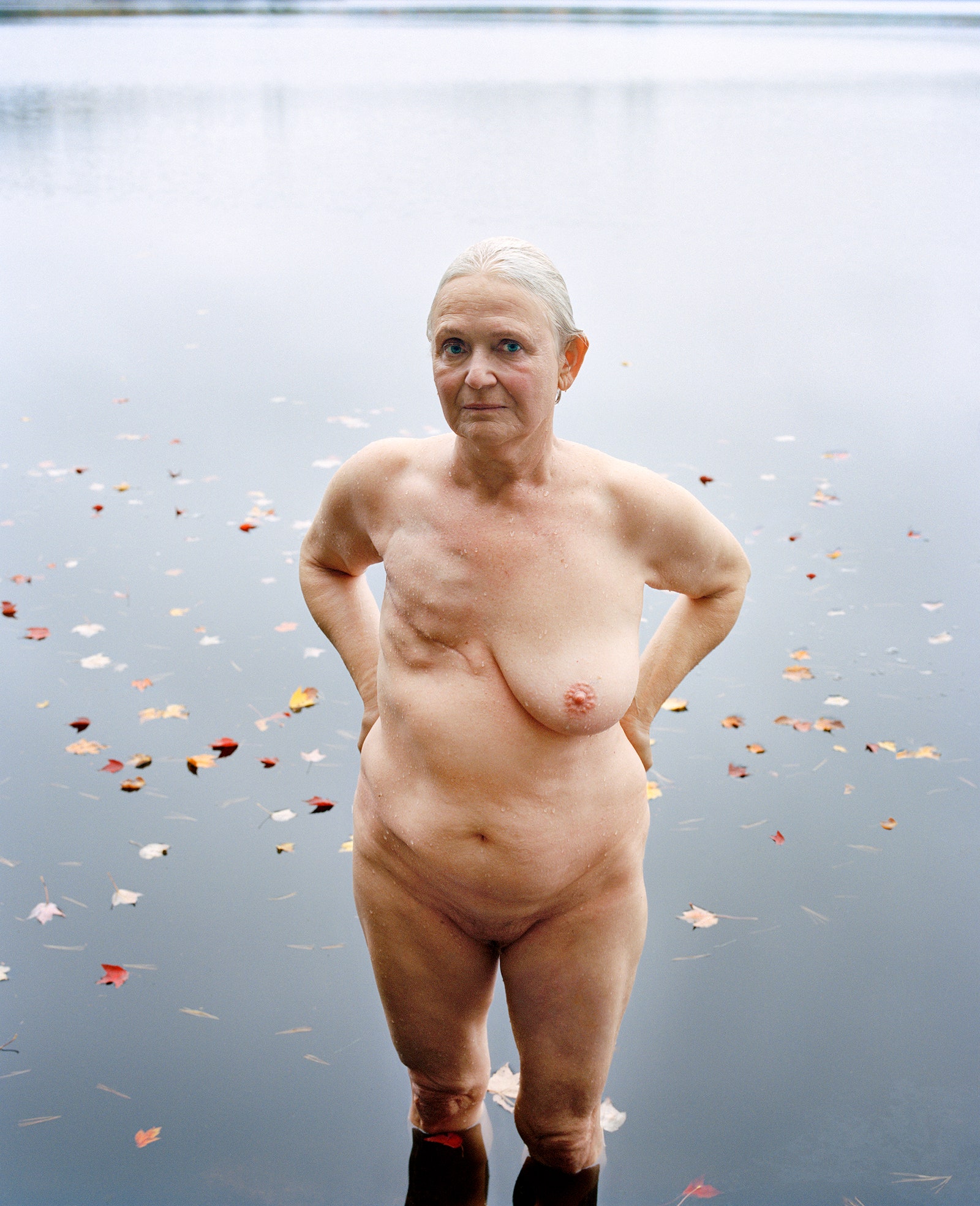 baad gaal add naked old wife photo