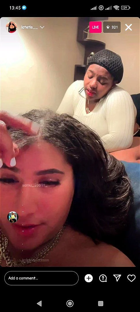 denise valente recommends ig live flashing pic