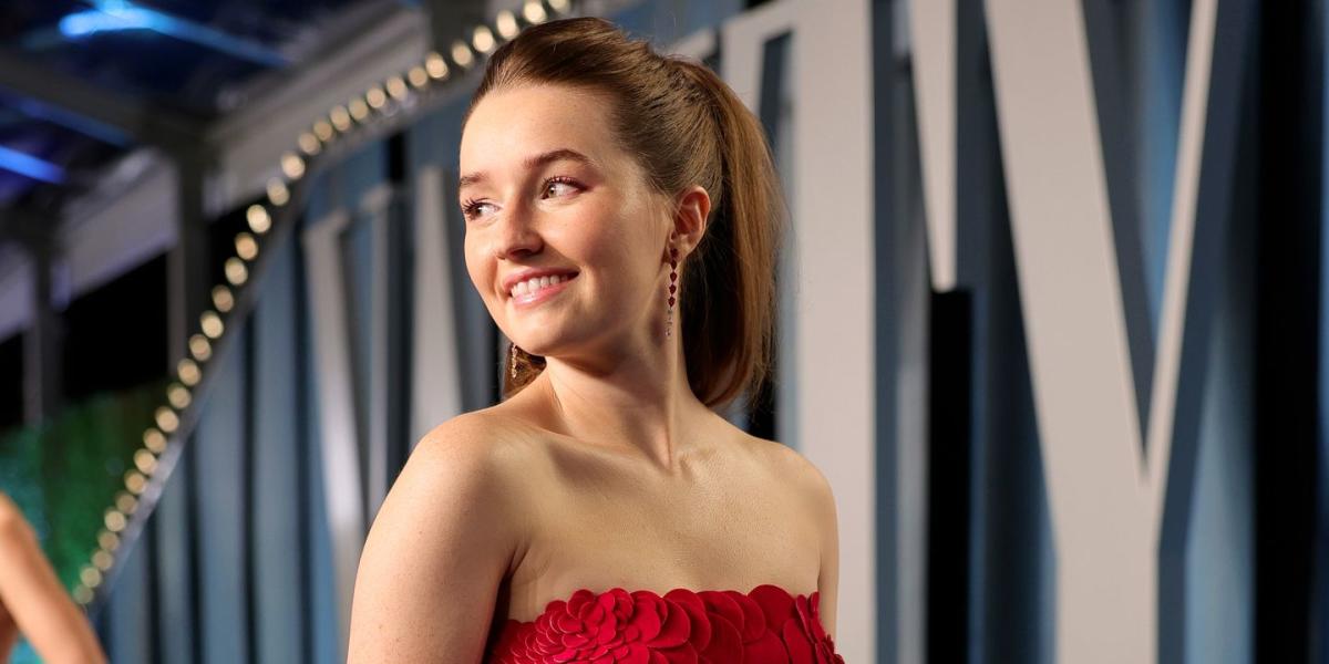 becky lamont share kaitlyn dever nude photos