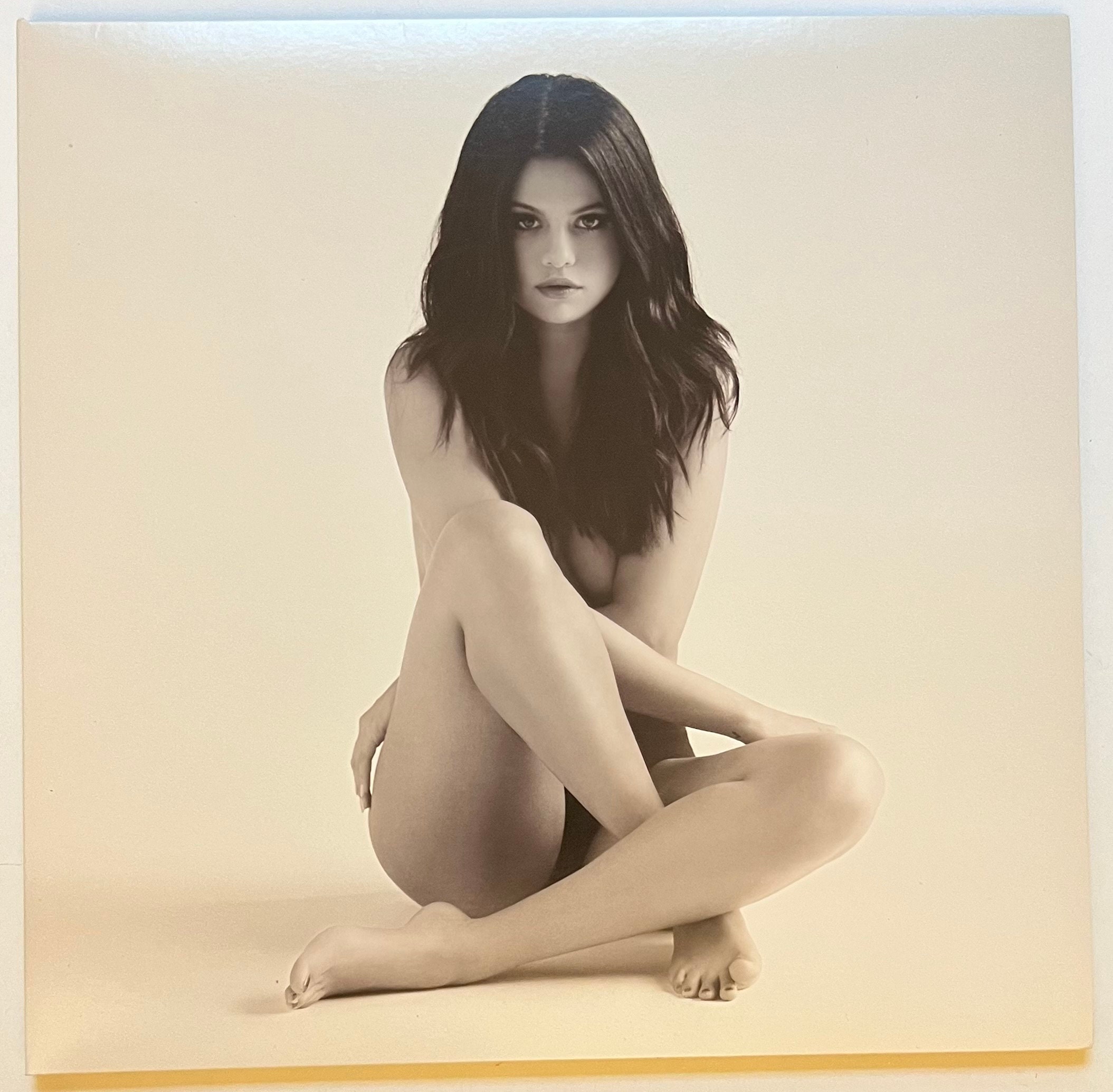 ashley holzer recommends Selena Gomez Naked And Nude