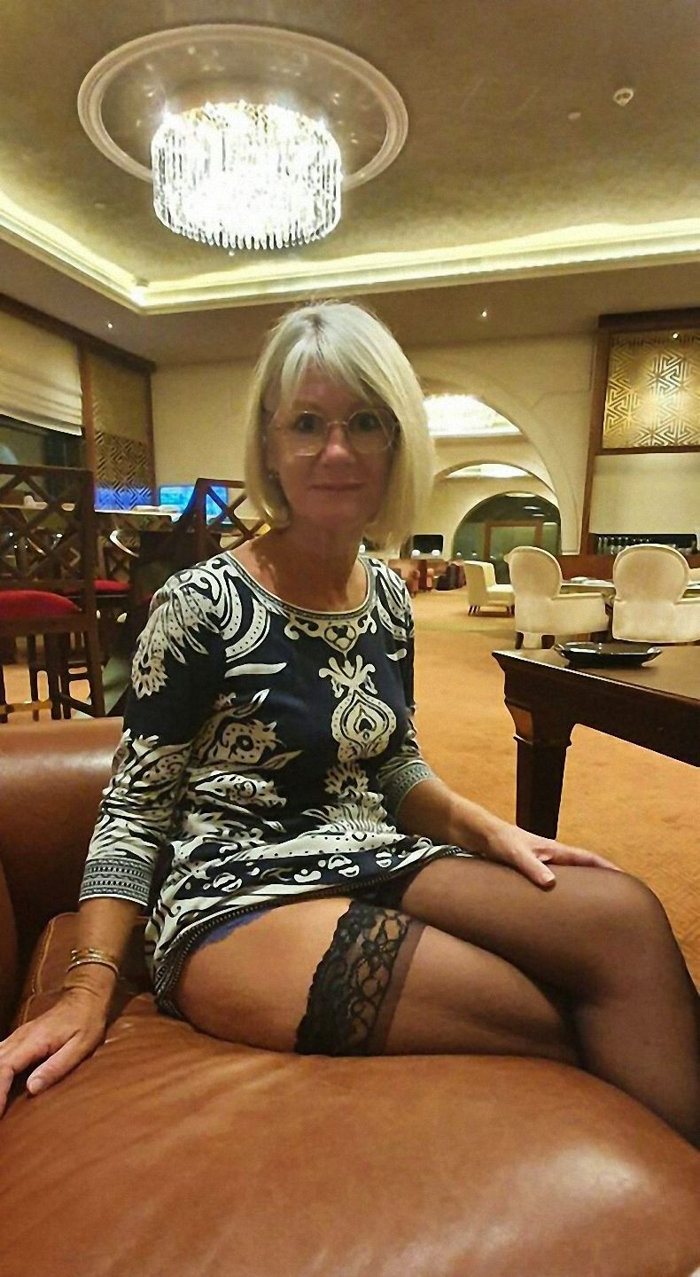 angela moxey recommends Gilf In Stockings