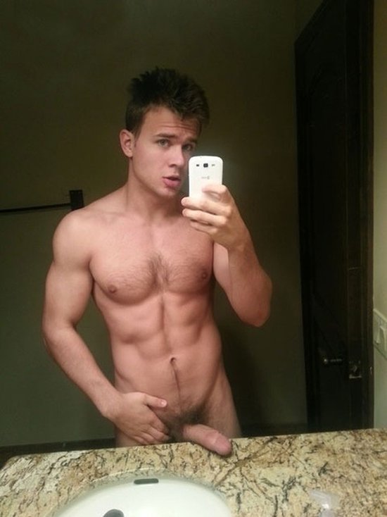 brody vincent add nude hot men photo