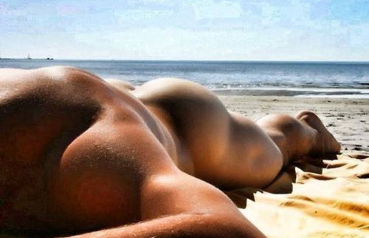 dan moon recommends island men nude pic