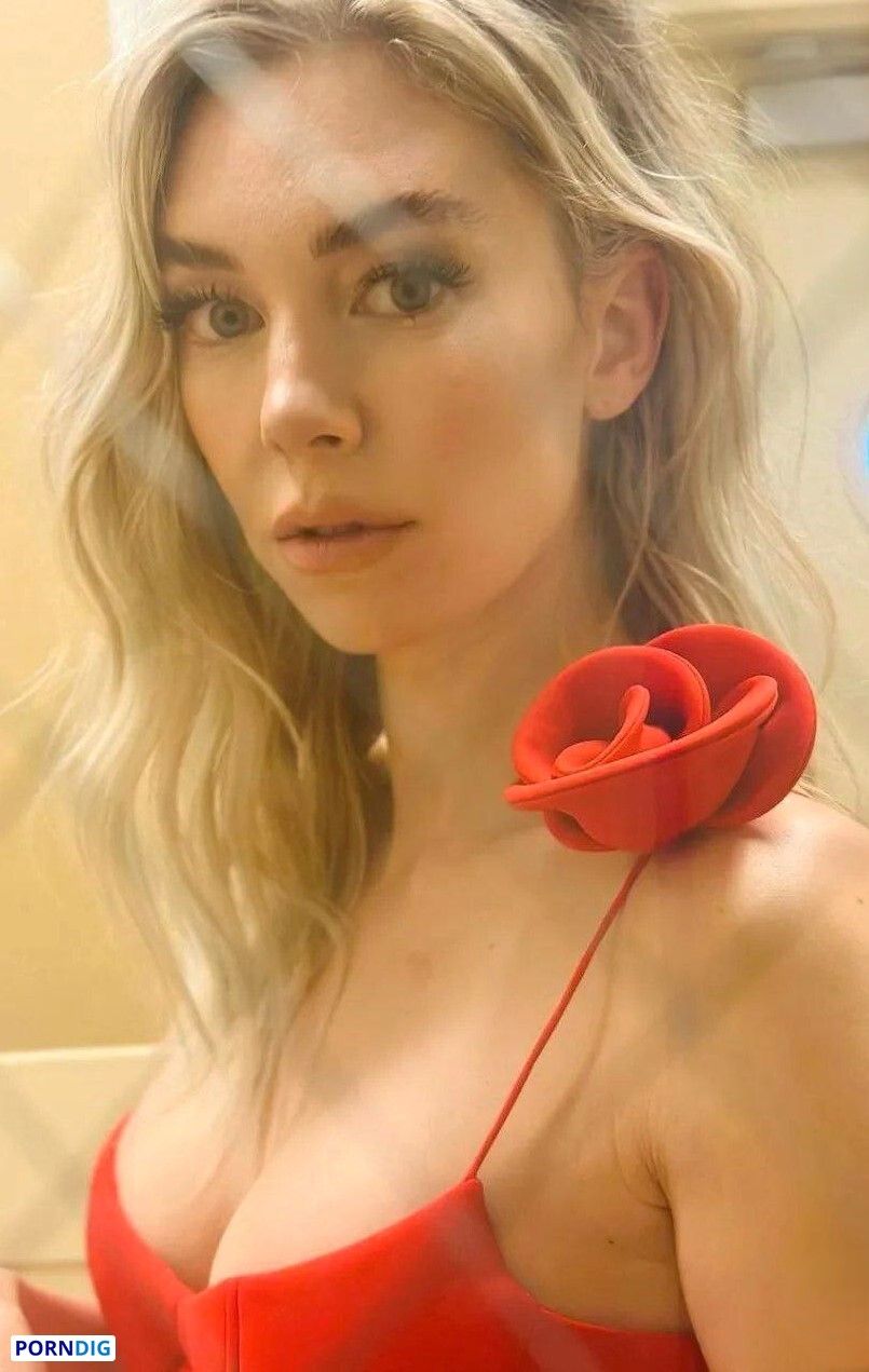 ann gunning recommends Vanessa Kirby Naked