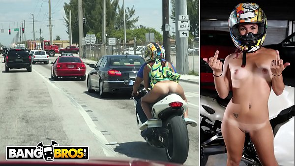 christine siedlarz share pawg on motorcycle photos