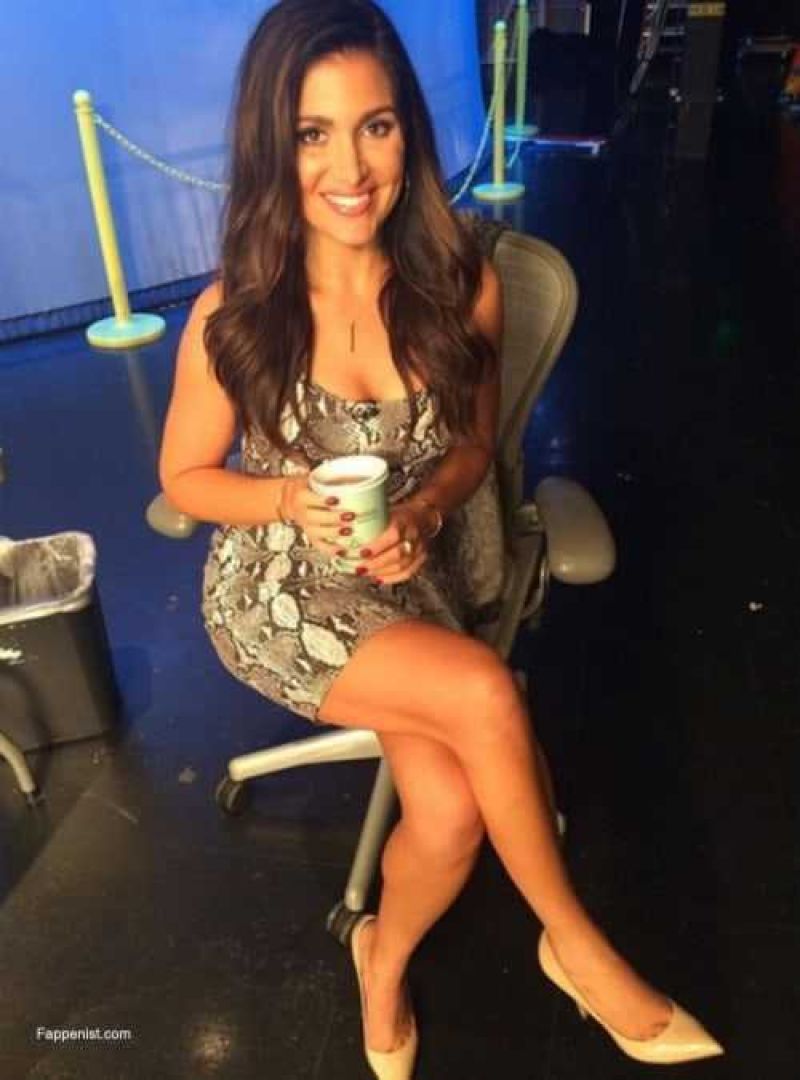 anil kv add molly qerim nude photo