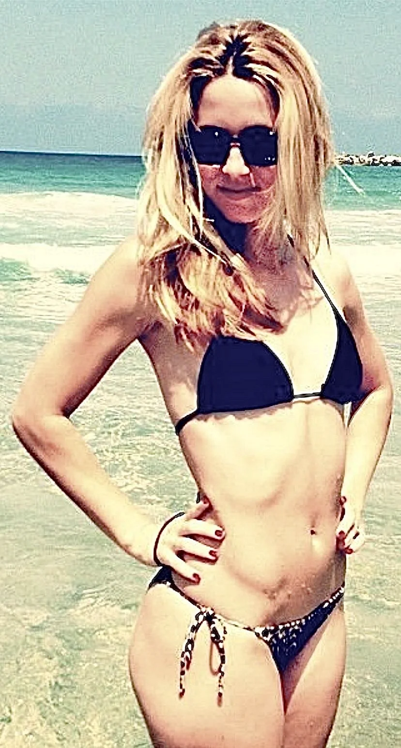 becky rupert recommends alona tal bikini pic