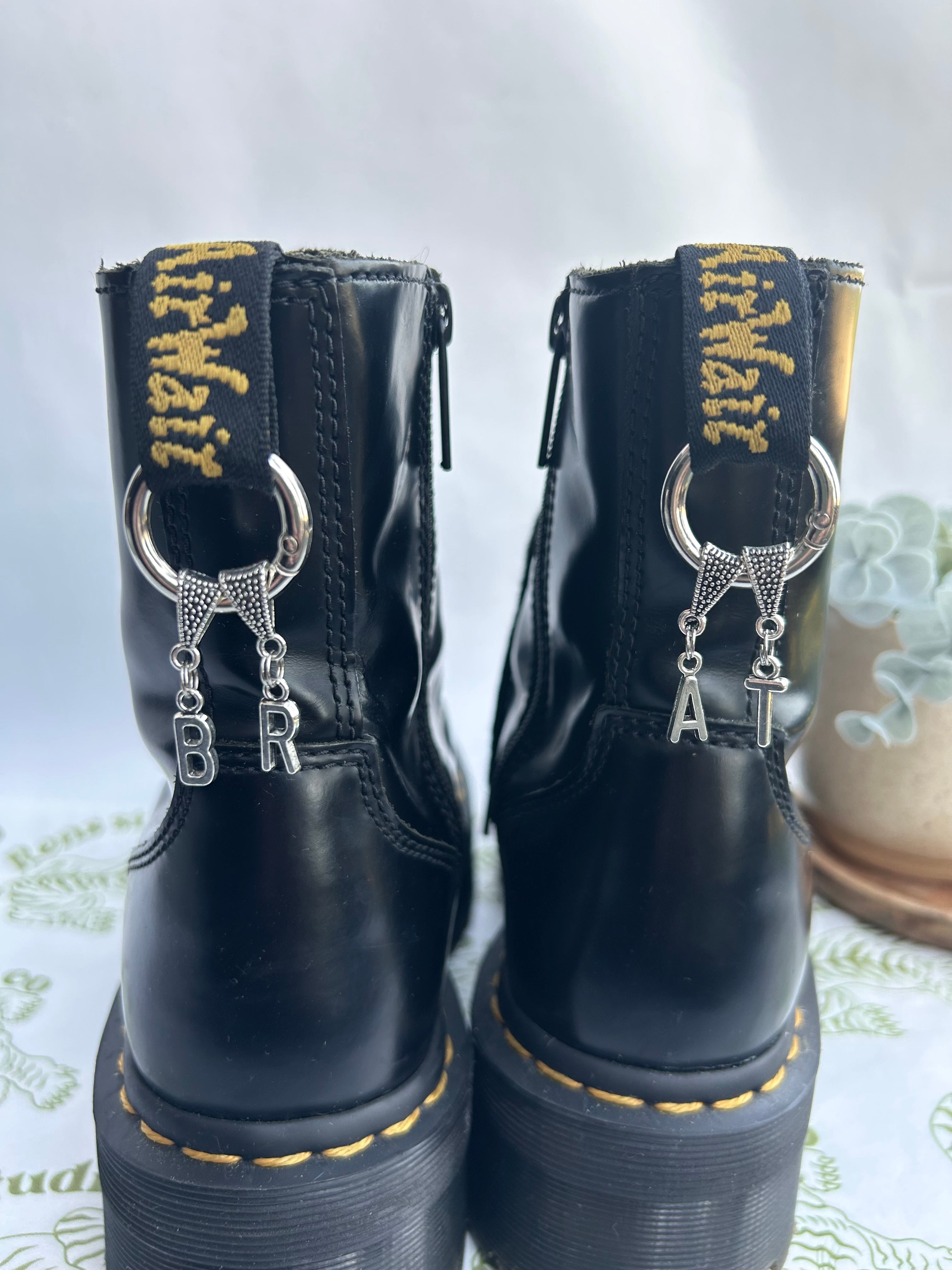 brat boots