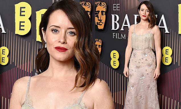 carole chapin recommends claire foy nude pic