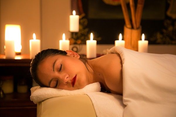 aliza moore recommends Massage Rooms Com