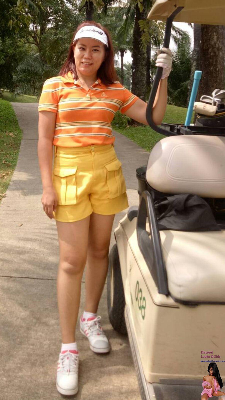 milf golfer