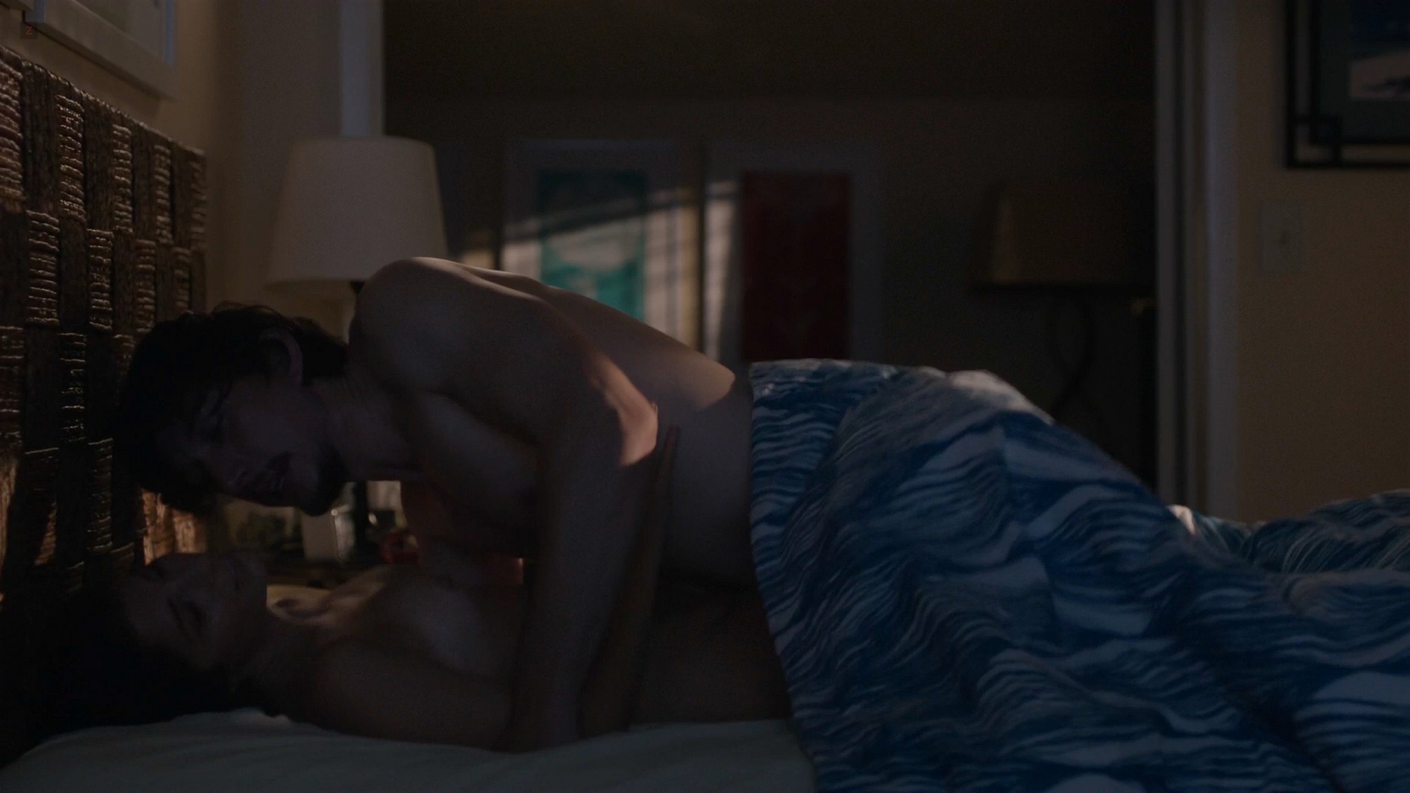 Shiri Appleby Naked threesome action