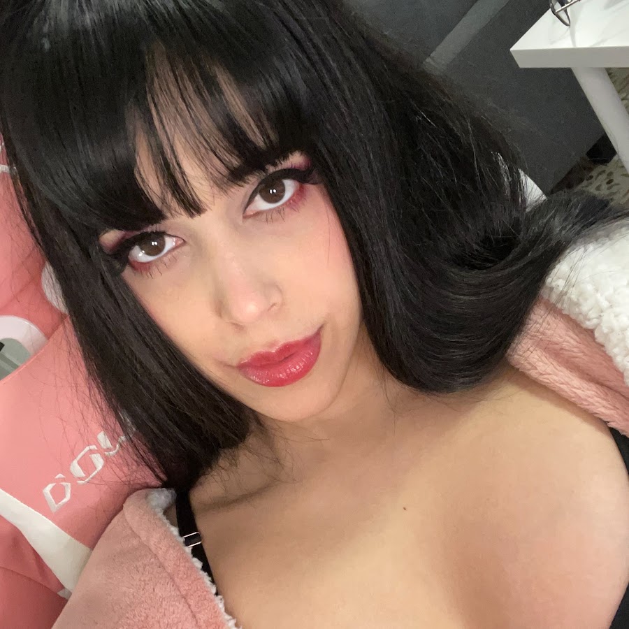 aimee gunn recommends vivi tarantino onlyfans pic